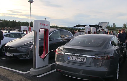 Station de recharge Tesla de Nebbenes