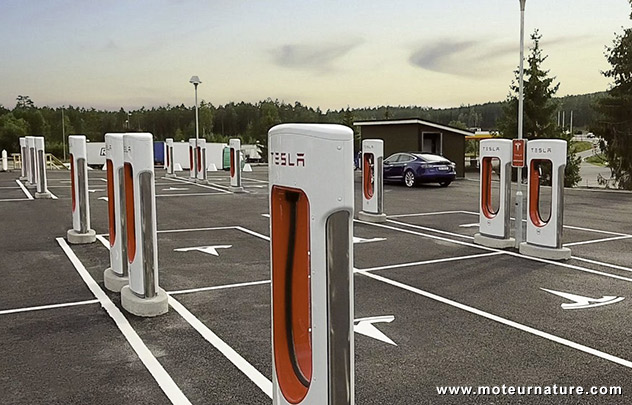 Station de recharge Tesla de Nebbenes