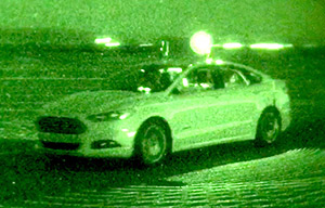 Ford montre que c'est possible : la conduite nocturne sans lumière