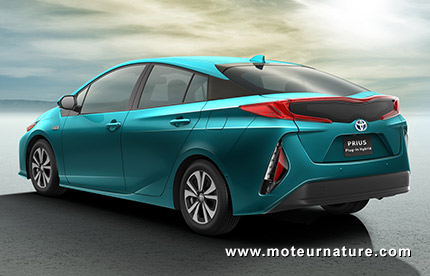 Toyota Prius plug-in hybride rechargeable