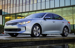 Kia Optima hybride, rechargeable sur demande