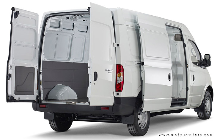 SAIC Maxus EV80