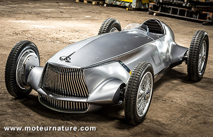 Infiniti Prototype 9