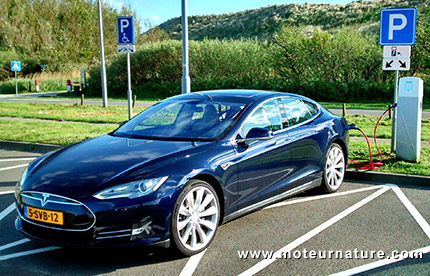 Tesla Model S