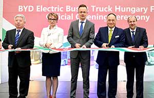BYD investit encore pour fabriquer des autobus électriques