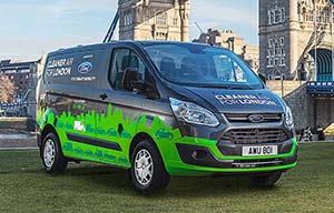 Ford va tester des Transit hybrides rechargeables à Londres