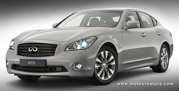 Infiniti M35h hybride