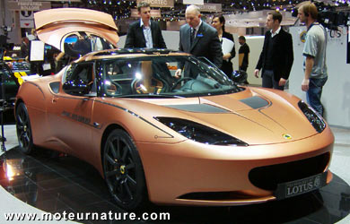 LOTUS EVORA 414E hybride avec prolongateur d'autonomie