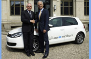 Volkswagen Golf électrique blue e-motion