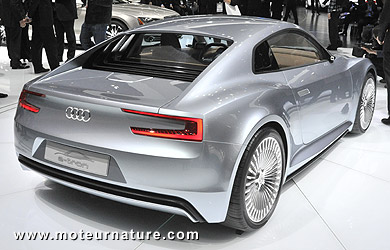 Audi e-tron électrique