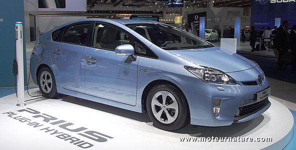 Toyota Prius rechargeable au salon de Francfort