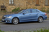 408 ch et 8,9 l/100 km pour la classe E