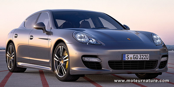 Incroyable Porsche Panamera Turbo S