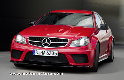 Mercedes C63 AMG Black Serie