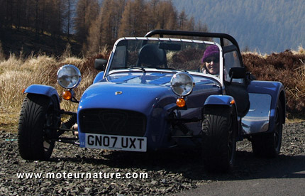 Caterham bleue