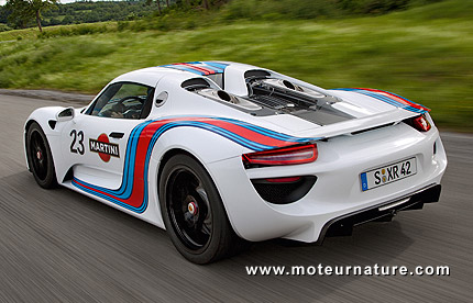 Porsche 918 Martini