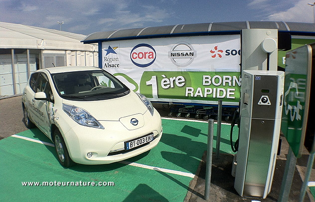 Borne rapide Nissan Leaf à Haguenau