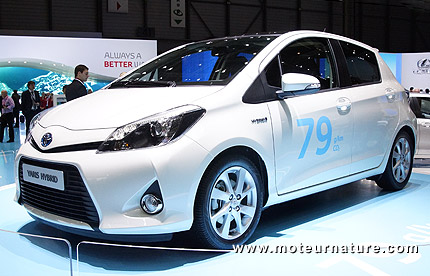 Les prix de la Yaris hybride et de la Prius +