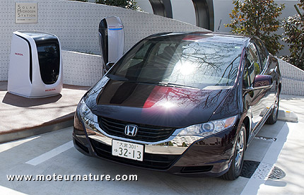 Station solaire d'hydrogène avec Honda FCX Clarity