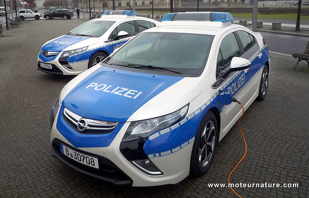 Opel Ampera