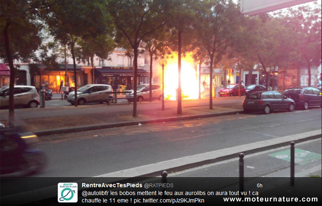 Bolloré Bluecar Autolib qui brule sur Charonne