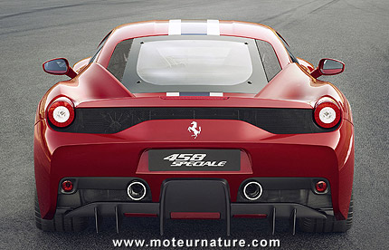 Ferrari sort 135 ch/l de son V8