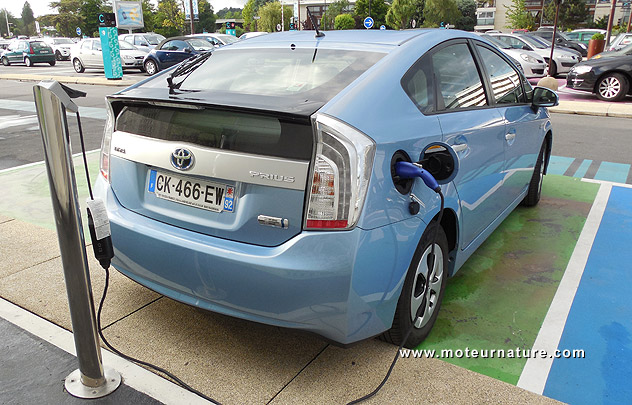 Toyota Prius rechargeable