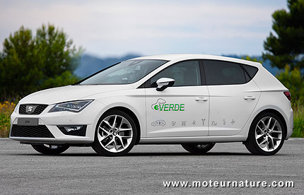 Prototype Seat Leon Verde hybride rechargeable